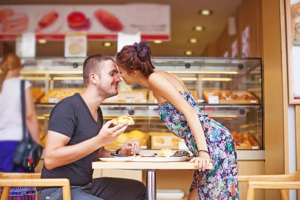 Couple have lunch — Stock Photo, Image