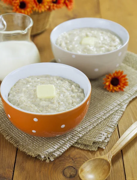 Oatmeal porridge with butter — Stock Photo, Image