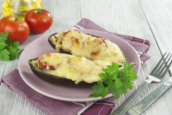 Patlıcan, sebze ve peynir pişmiş — Stok fotoğraf