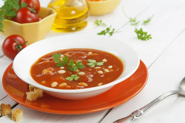 Tomatsoppa med vita bönor — Stockfoto