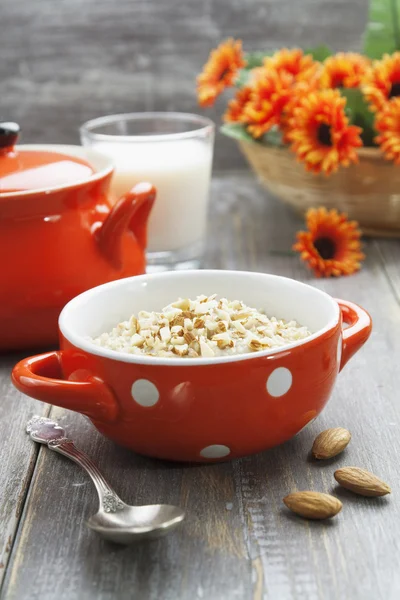 Harina de avena con almendras — Foto de Stock