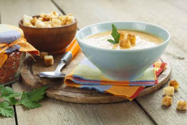 Kırmızı Mercimek Çorbası 