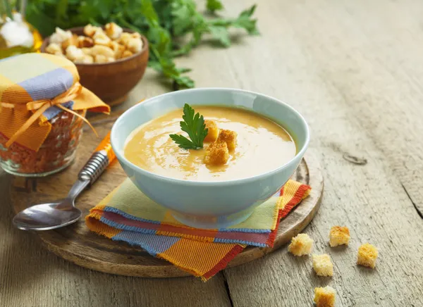 Kırmızı Mercimek Çorbası 