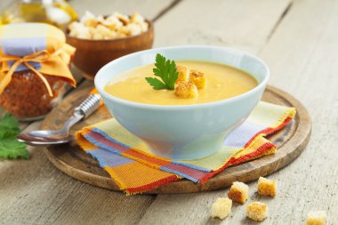 Kırmızı Mercimek Çorbası 