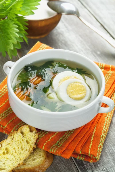 Пряниковий суп з яйцем — стокове фото