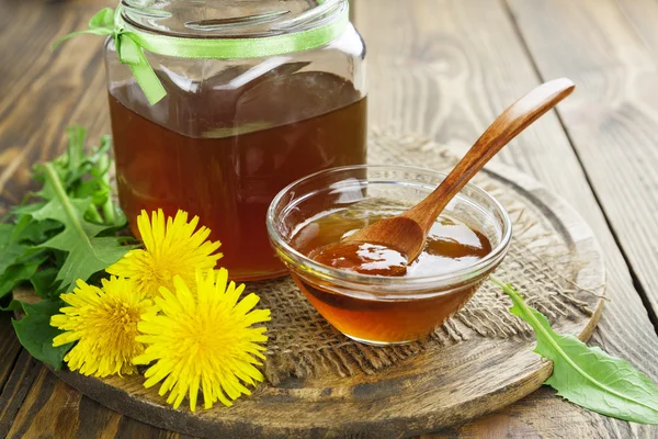 Löwenzahn-Marmelade — Stockfoto