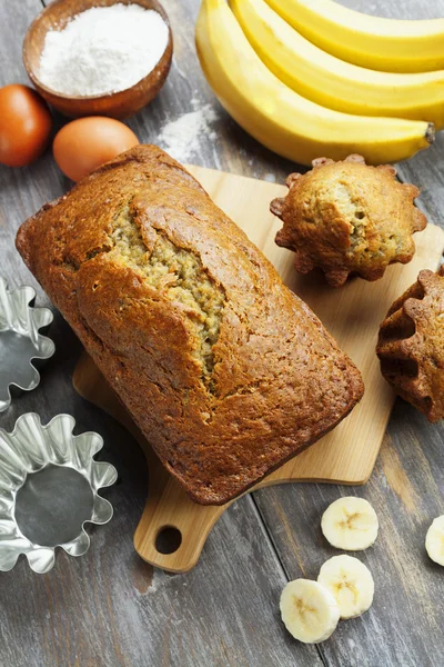 Torta di banana fatta in casa — Foto Stock