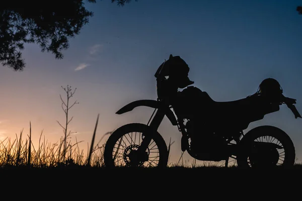 Moto Silhoette Enduro Road Aventura Pôr Sol Nascer — Fotografia de Stock