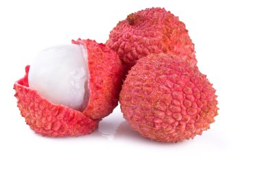 Lychee beyaz arkaplanda izole edildi