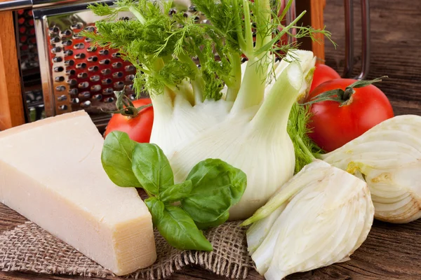 Fenchel zum Kochen zubereitet — Stockfoto