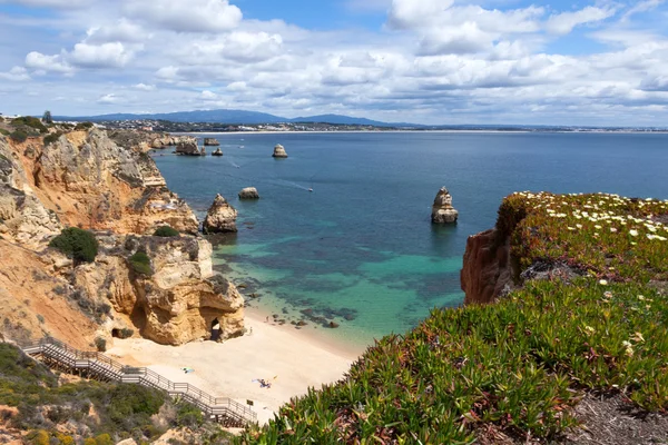 Landschap van het strand van praia do camilo, algarve, portugal — Stockfoto