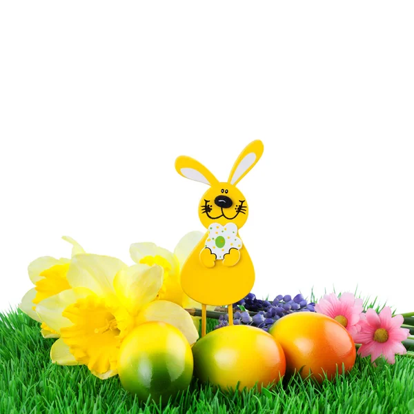 Easter Border - Easter Egg with Easter Bunny  and Flowers on Green Grass — Stock Photo, Image