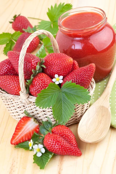 Erdbeermarmelade — Stockfoto