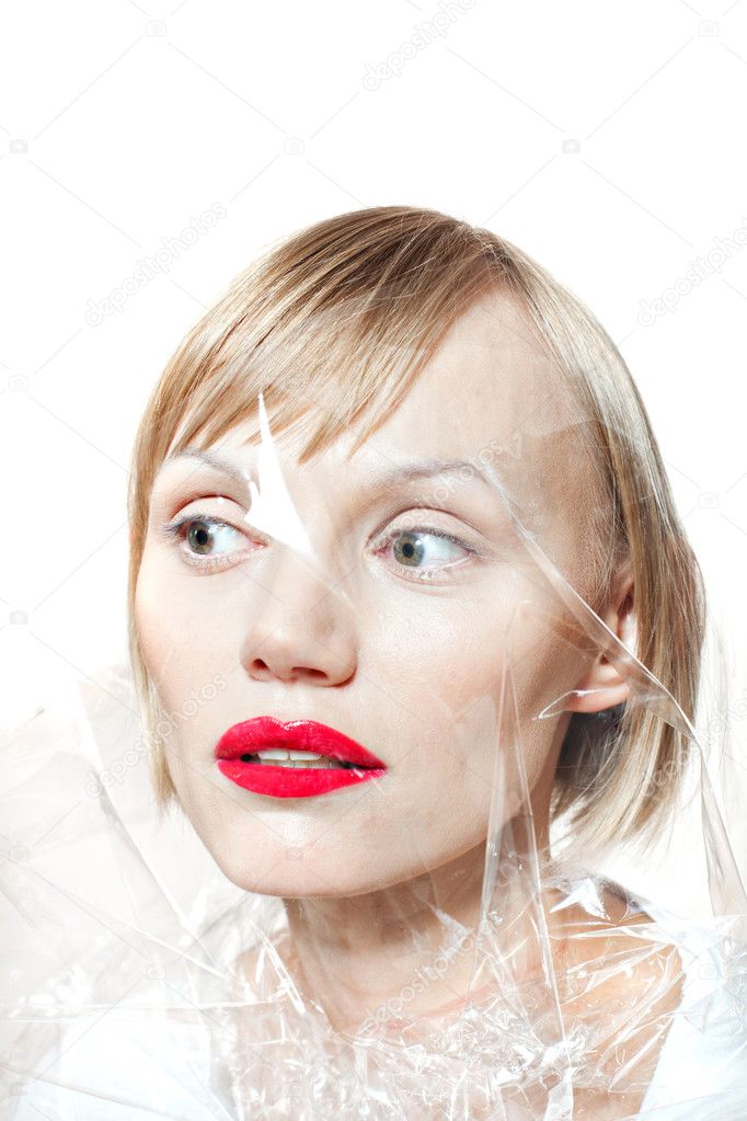 zhenshini-v-tsellofane-foto-seks-zreloy-polnoy-zhenshinoy