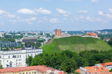 panoramik vilnius eski şehir ve kale