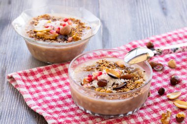 Geleneksel lezzetli Türk tatlıları; Ashura (Emin)