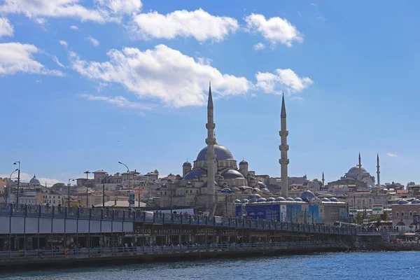 Istanbul Turkiet Oktober 2021 Utsikt Över Den Nya Moskén Istanbul — Stockfoto