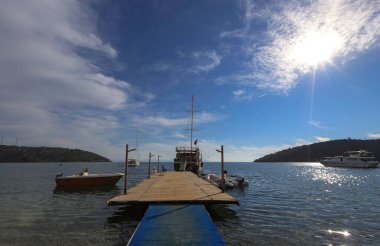 Cokerme deniz kenarında küçük sessiz bir yerdir. Türkiye 'nin Mugla ilçesinin Milas ilçesine bağlı bir mahalle..