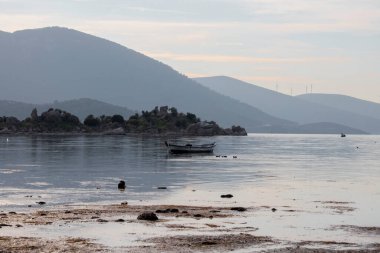 Bafa Gölü Ulusal Parkı manzaralı