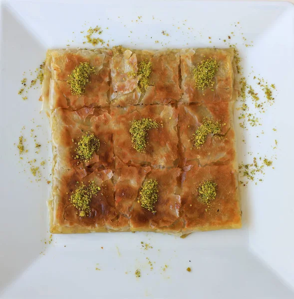 Traditionelles Gazantep Dessert Katmer Mit Pistazienpulver — Stockfoto