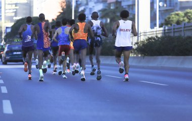 Altnyol - İzmir - Türkiye, 11 Nisan 2021, fotoğraf maratonu 45 km koşucuları.