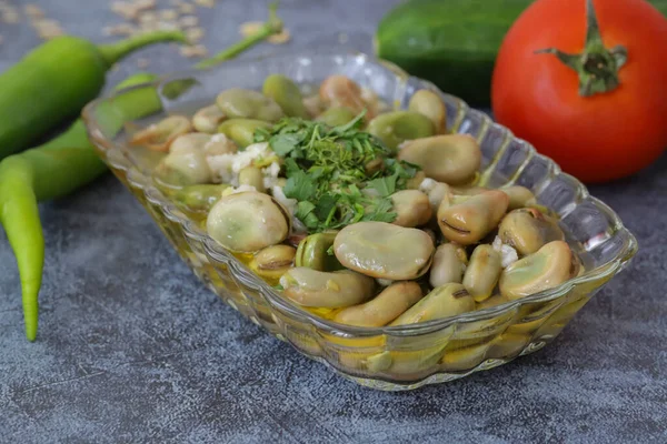 Salada Feita Com Feijão Largo — Fotografia de Stock