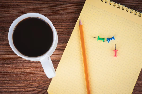 Blank notepad, pencil and coffee cup — Stock Photo, Image