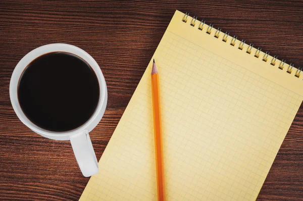 Blank notepad, pencil and coffee cup — Stock Photo, Image