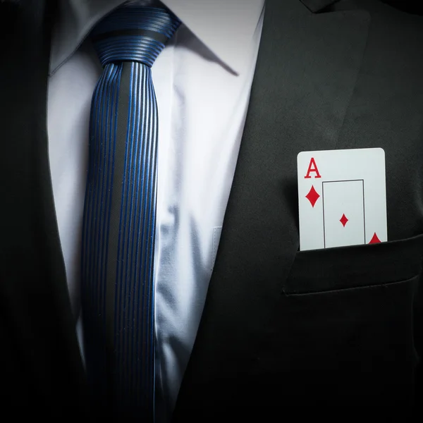 takım elbise cep As kartı