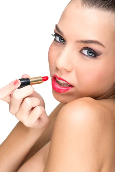 Schöne makellose Frau mit Lippenstift — Stockfoto