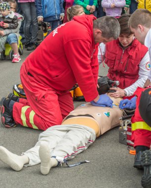 공기 구급차 프레 젠 테이 션 하루
