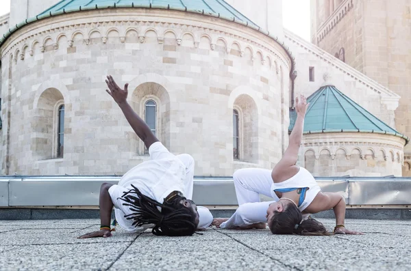 Mladá dvojice capoeira — Stock fotografie