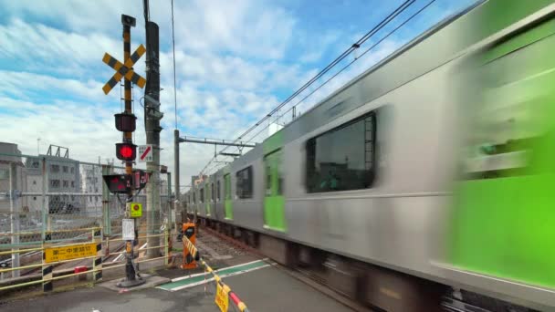 Tokyo Japão Novembro 2021 Vídeo Japão Trens Ferroviários Passando Sobre — Vídeo de Stock