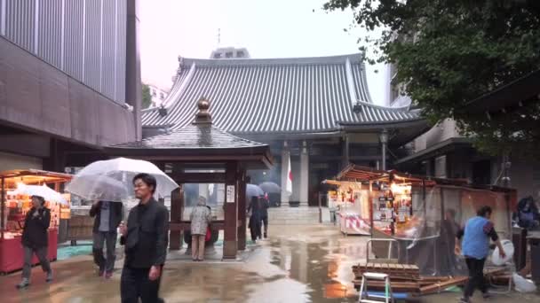 Tokyo Japan Oktober 2019 Video Van Japanse Ouderen Regen Die — Stockvideo