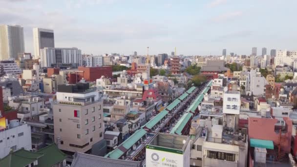 Tokyo Japan Januari 2022 Video Ett Öga Fågelperspektiv Nakamise Shoppinggatan — Stockvideo