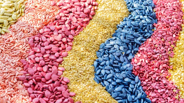 bütün tahıl veya tahıl farklı renklere dönüştürülür