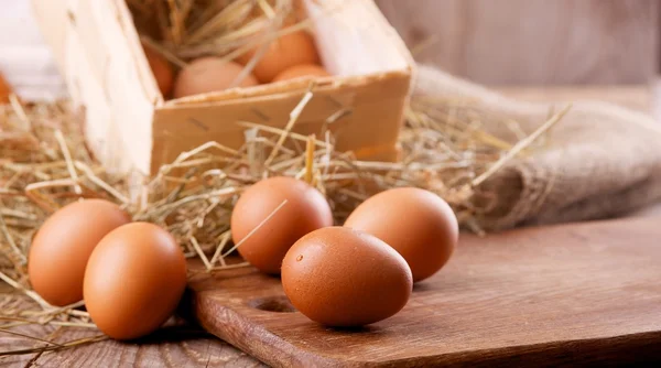Huevos de pollo ecológico — Foto de Stock