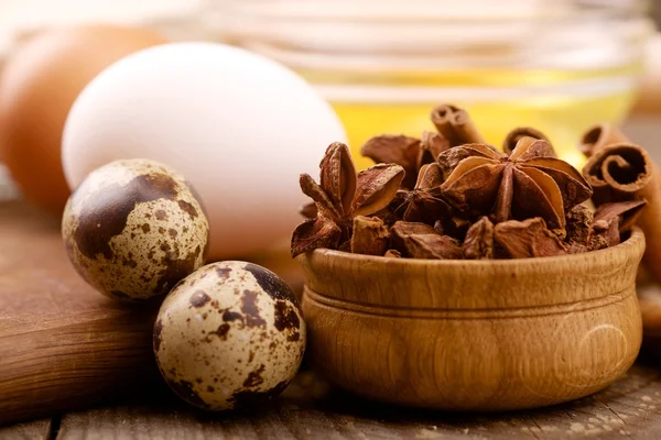 Eggs and flour — Stock Photo, Image