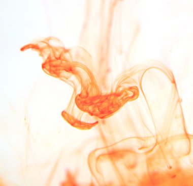 Turuncu mürekkep su