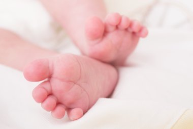 Yeni doğan feet
