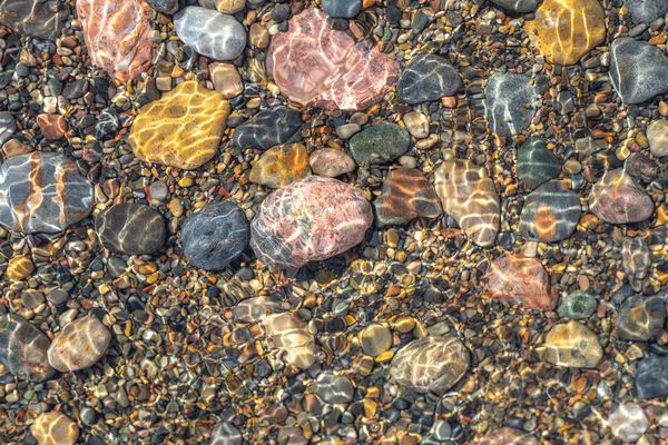 Texture Colored Stones Bottom Seashore Transparent Crystal Clear Water Bright — Stock Photo, Image