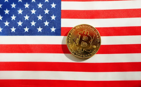 Bitcoin Leżał Amerykańskiej Fladze Przepisy Rządowe Dotyczące Waluty Kryptograficznej — Zdjęcie stockowe