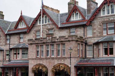 Braemar, İskoçya- 17 Ekim 2021: İskoçya 'nın Cairngorms kentindeki Fife Arms Oteli