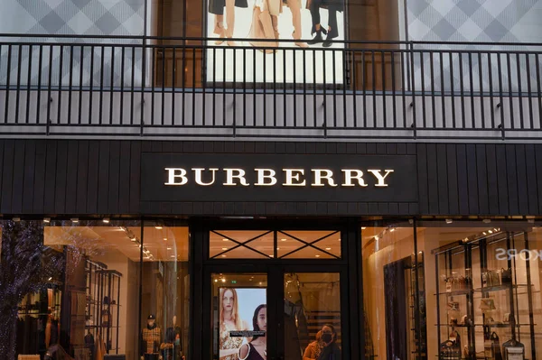 Edinburgh Skócia 2021 Nov Burberry Áruház Felirata Edinburgh Ban — Stock Fotó