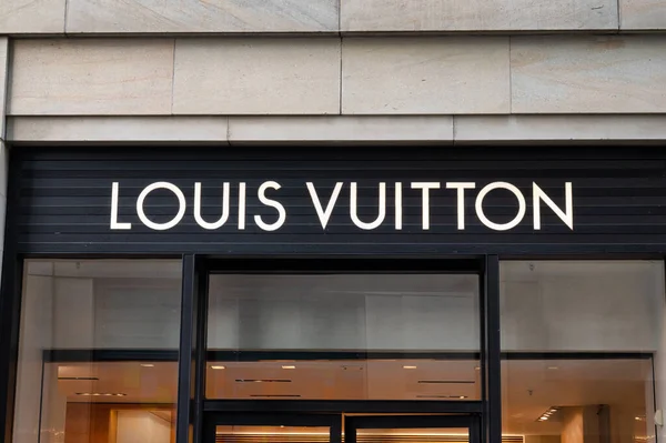 Louis vuitton boutique. Signboard logo brend sign of Gucci on store, shop,  mall, boutique. Kiev, Ukraine - September 02, 2019 Stock-Foto