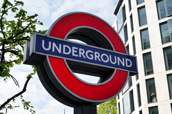 Λονδίνο Ηνωμένο Βασίλειο Μαΐου 2022 Πινακίδα Για Μετρό Του Λονδίνου — Φωτογραφία Αρχείου