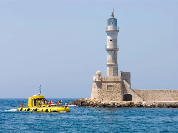 Gezi Teknesi Deniz Feneri Chania Limanı Girit Yunanistan Avrupa — Stok fotoğraf