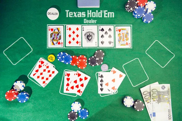 Açık Kartlı Bir Poker Oyunu — Stok fotoğraf