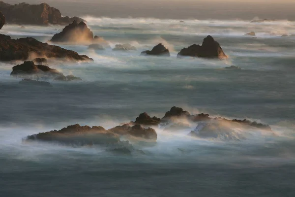 Surf Stilla Havet Lång Exponering Highway Fort Bragg Kalifornien Usa — Stockfoto