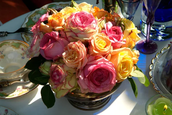 Decorativ Ramo Flores Rosas Históricas Rosa —  Fotos de Stock
